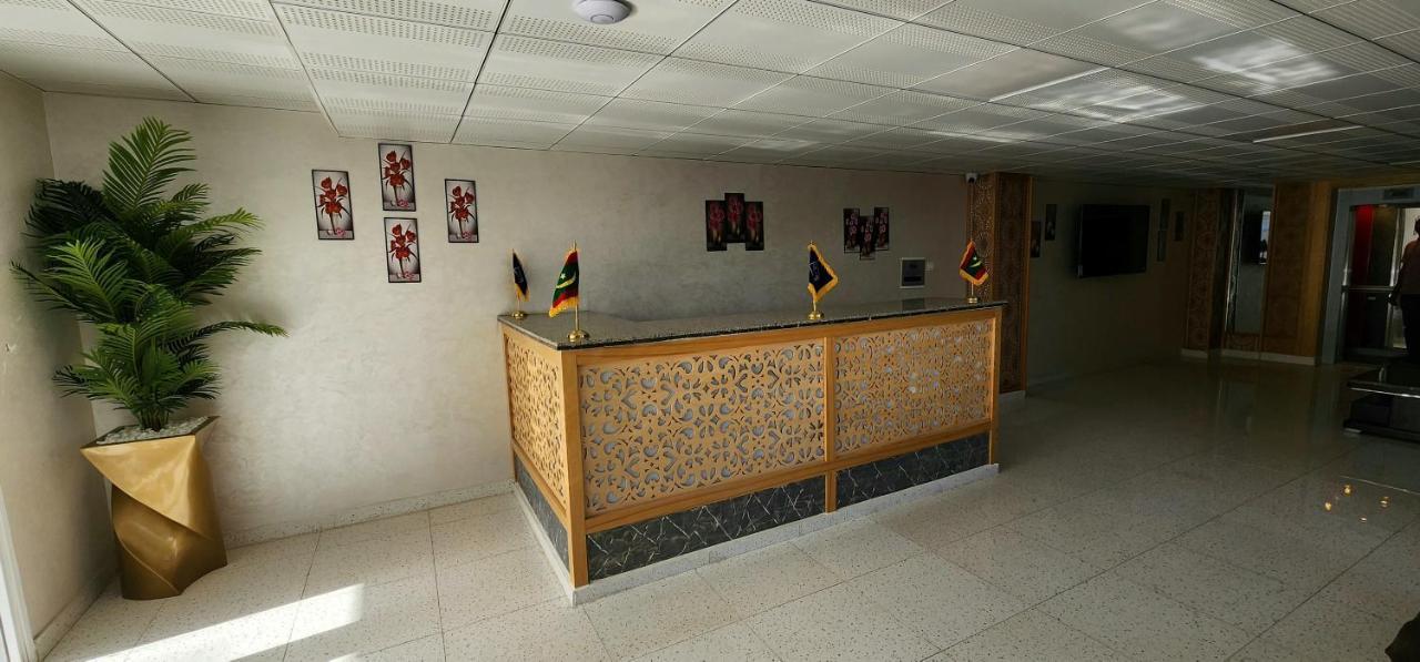 Hotel Le Bon Choix Нуадибу Екстериор снимка